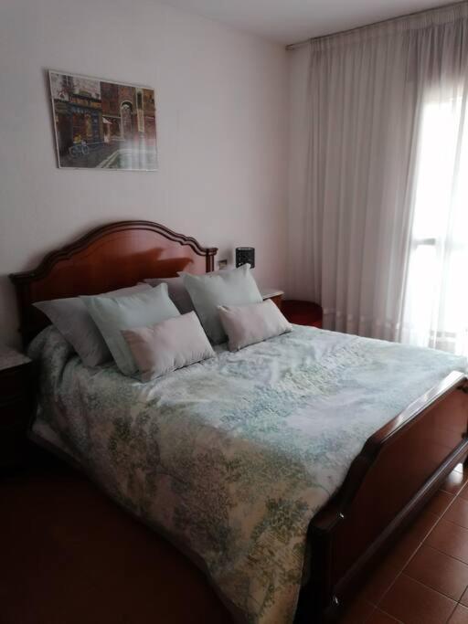 Apartamento Para 6 Personas En Barbastro Exterior photo
