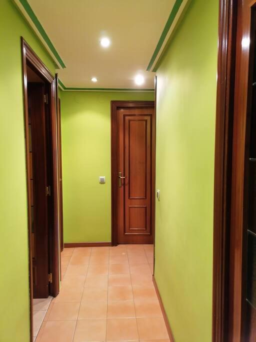 Apartamento Para 6 Personas En Barbastro Exterior photo